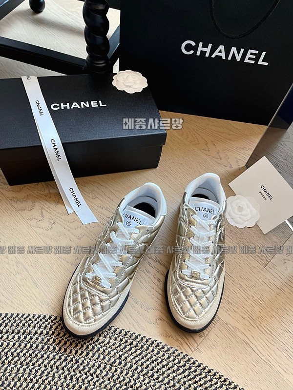 샤넬트레이너스니커즈20240604-050216-IMG_0085메종샤르망.JPG