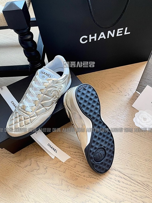 샤넬트레이너스니커즈20240604-050217-IMG_0092메종샤르망.JPG
