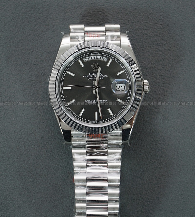 롤렉스데이데이트다크로듐바인덱스20240526-004149-001롤렉스데이데이트다크로듐바인덱스.JPG