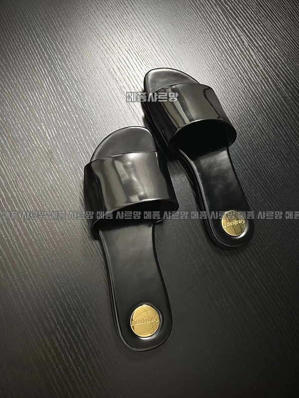 생로랑칼라일슬리퍼20240607-014422-037생로랑칼라일슬리퍼.JPG