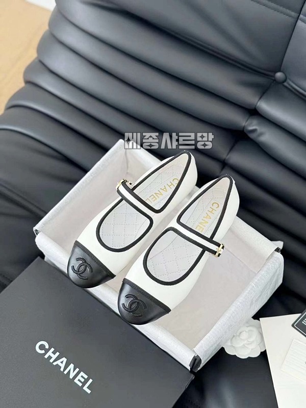 24ss샤넬메인컬렉션메리제인플랫슈즈20240530-213321-00524ss샤넬메인컬렉션메리제인플랫슈즈.JPG