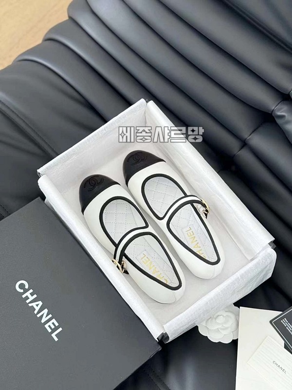 24ss샤넬메인컬렉션메리제인플랫슈즈20240530-213321-00424ss샤넬메인컬렉션메리제인플랫슈즈.JPG