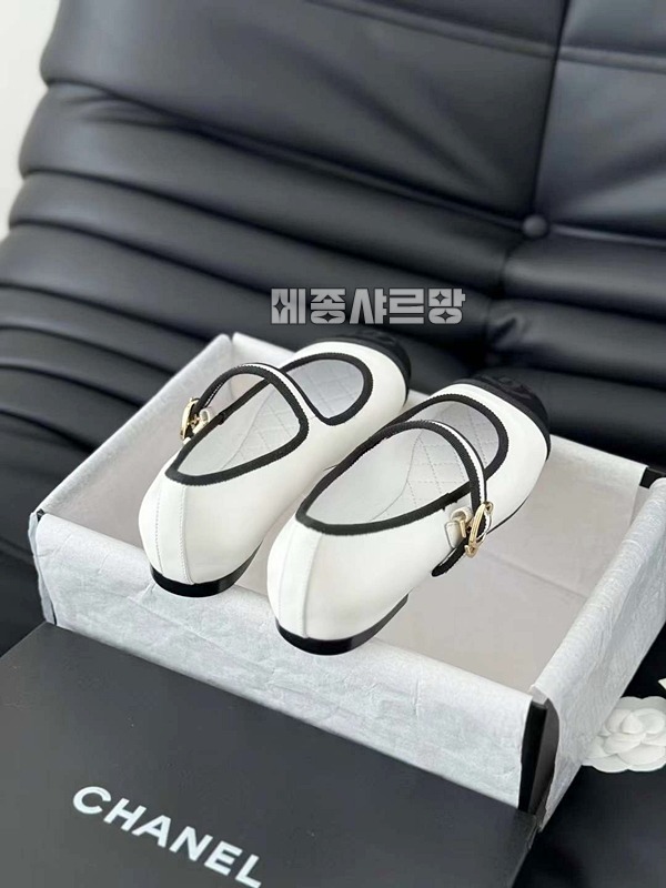 24ss샤넬메인컬렉션메리제인플랫슈즈20240530-213321-00824ss샤넬메인컬렉션메리제인플랫슈즈.JPG
