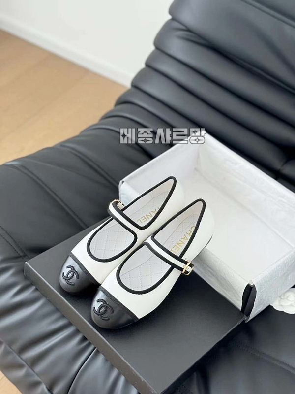 24ss샤넬메인컬렉션메리제인플랫슈즈20240530-213322-01024ss샤넬메인컬렉션메리제인플랫슈즈.JPG