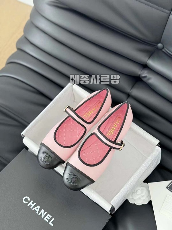 24ss샤넬메인컬렉션메리제인플랫슈즈20240530-213323-02324ss샤넬메인컬렉션메리제인플랫슈즈.JPG