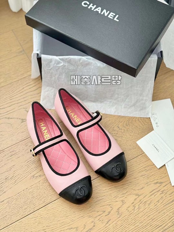 24ss샤넬메인컬렉션메리제인플랫슈즈20240530-213323-02924ss샤넬메인컬렉션메리제인플랫슈즈.JPG