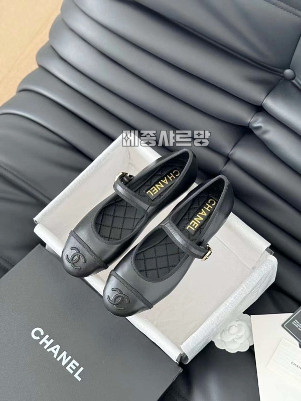 24ss샤넬메인컬렉션메리제인플랫슈즈20240530-213323-03224ss샤넬메인컬렉션메리제인플랫슈즈.JPG