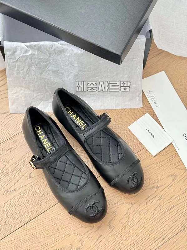 24ss샤넬메인컬렉션메리제인플랫슈즈20240530-213323-03524ss샤넬메인컬렉션메리제인플랫슈즈.JPG