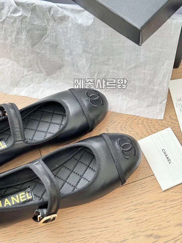 24ss샤넬메인컬렉션메리제인플랫슈즈20240530-213324-03724ss샤넬메인컬렉션메리제인플랫슈즈.JPG