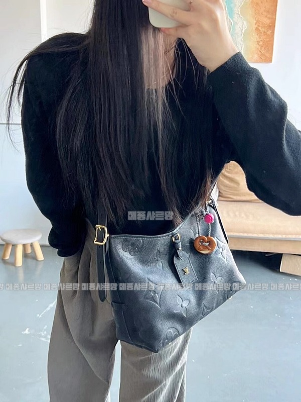 루이비통 캐리올 PM 앙프렝뜨IMG_2644메종샤르망.JPG