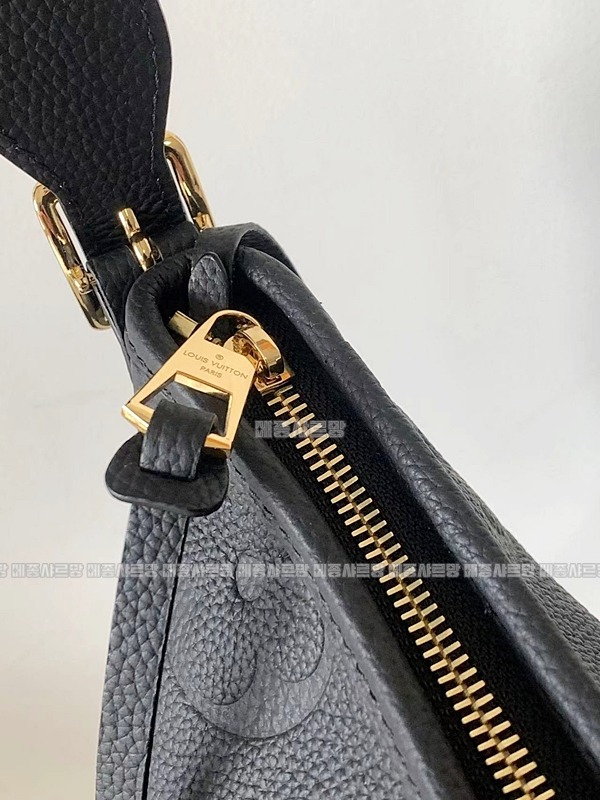 루이비통 캐리올 PM 앙프렝뜨NAUB8419메종샤르망.JPG