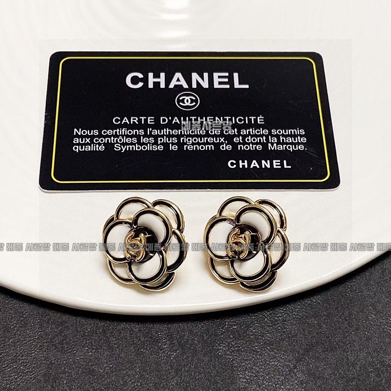 샤넬cc로고귀걸이20240611-212120-026메종샤르망.JPG