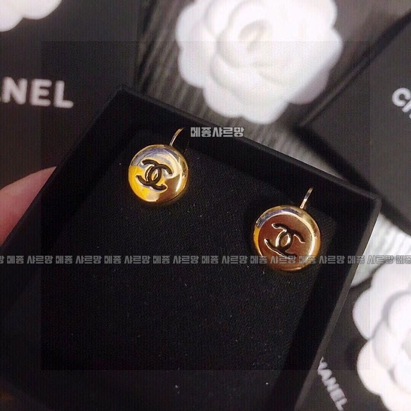 샤넬cc로고귀걸이20240611-212121-034메종샤르망.JPG