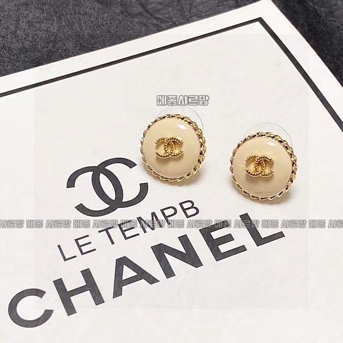 샤넬cc로고귀걸이20240611-212123-063메종샤르망.JPG