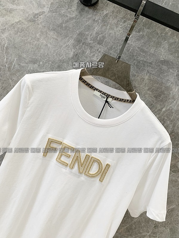 펜디로고반팔티셔츠20240613-052816-003메종샤르망.JPG
