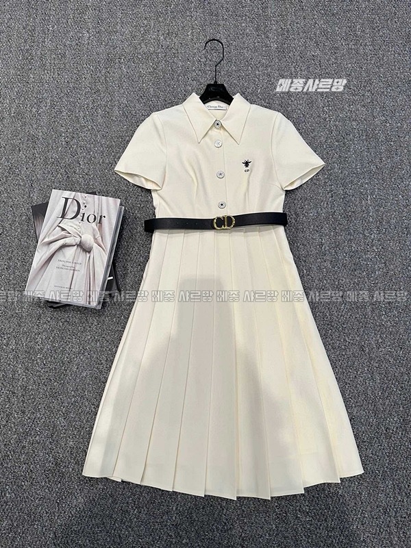 디올벨트원피스20240619-061822-002메종샤르망.JPG