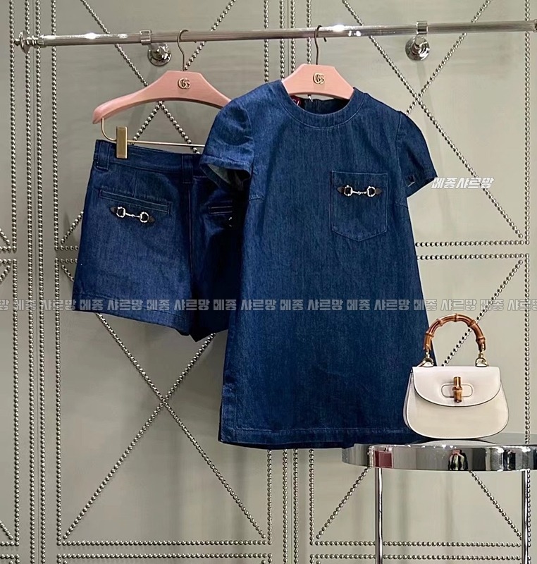 구찌홀스빗데님원피스20240619-062815-007메종샤르망.JPG