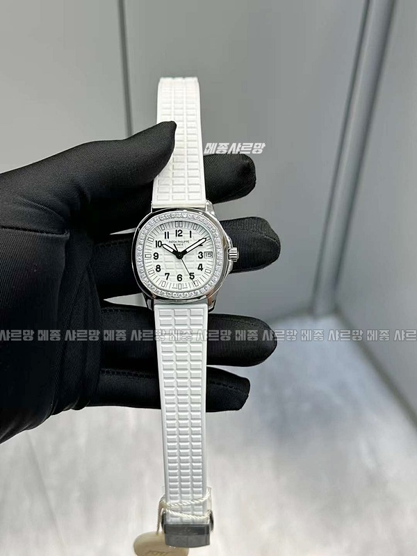 파텍필립아쿠아넛여성용20240625-101752-001파텍필립아쿠아넛여성용.JPG