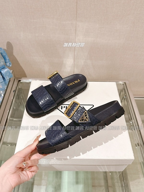 프라다악어무늬슬리퍼20240626-075442-031메종샤르망.JPG