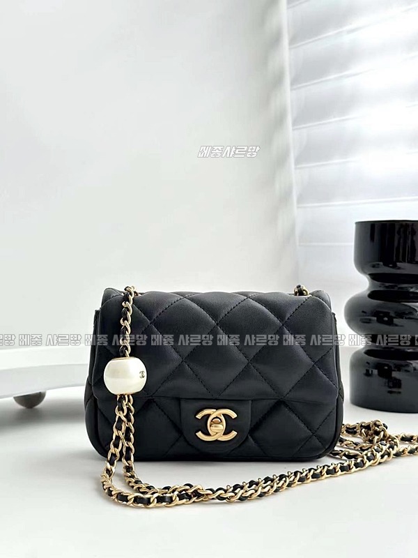 샤넬진주볼플랩백20240623-180821-019샤넬진주볼플랩백.JPG