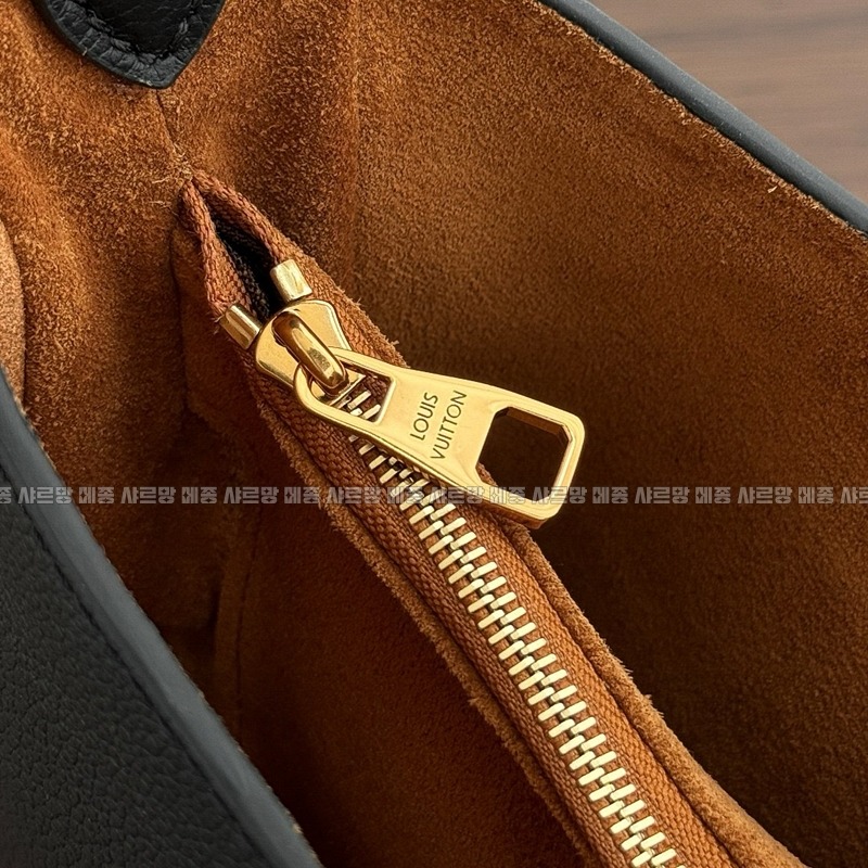 루이비통로우키숄더백20240805-122352-009루이비통로우키숄더백.JPG