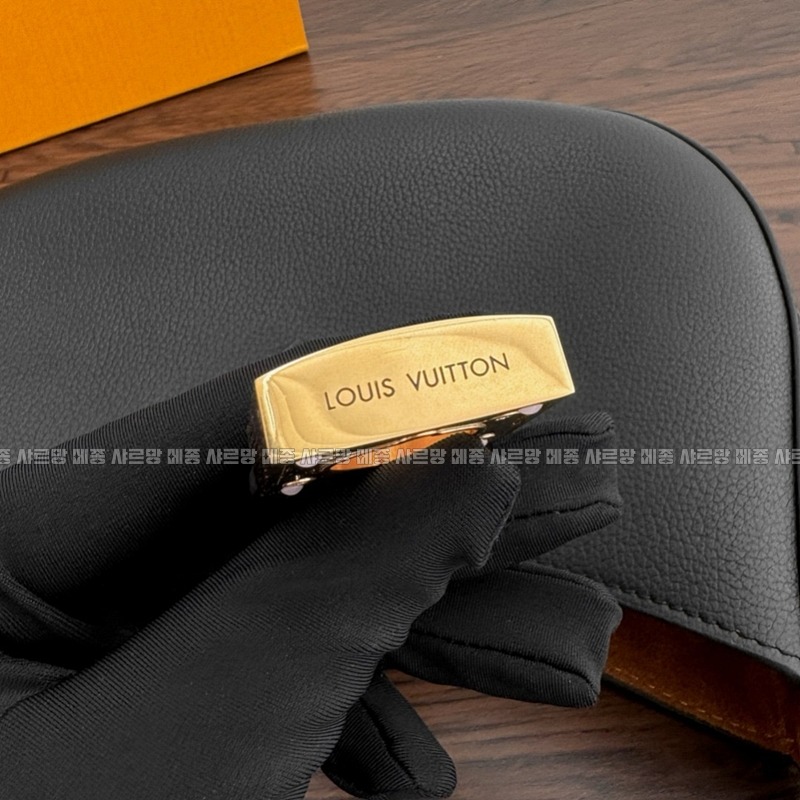 루이비통로우키숄더백20240805-122352-008루이비통로우키숄더백.JPG