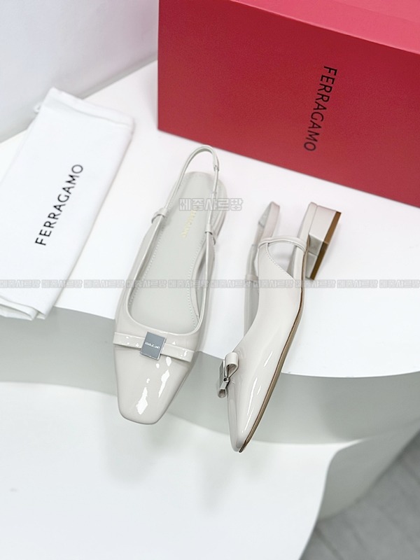 살바토레 페라가모 MARLINA 보우 슬링백Weixin Image_202412152124562메종샤르망.jpg