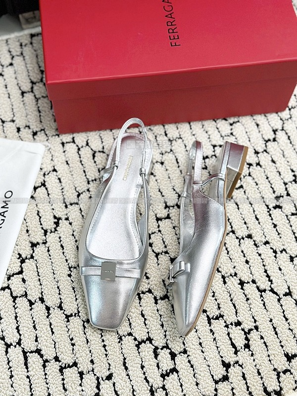 살바토레 페라가모 MARLINA 보우 슬링백Weixin Image_202412152124541메종샤르망.jpg