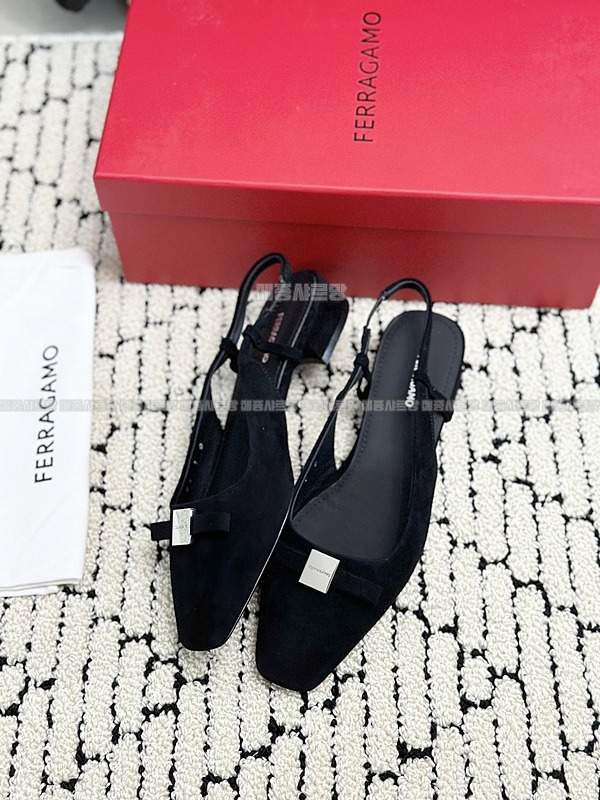 살바토레 페라가모 MARLINA 보우 슬링백Weixin Image_202412152124521메종샤르망.jpg