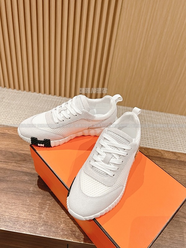 에르메스 여성 바운싱 스니커즈 화이트 블랑 메쉬 Weixin Image_20241215215638메종샤르망.jpg