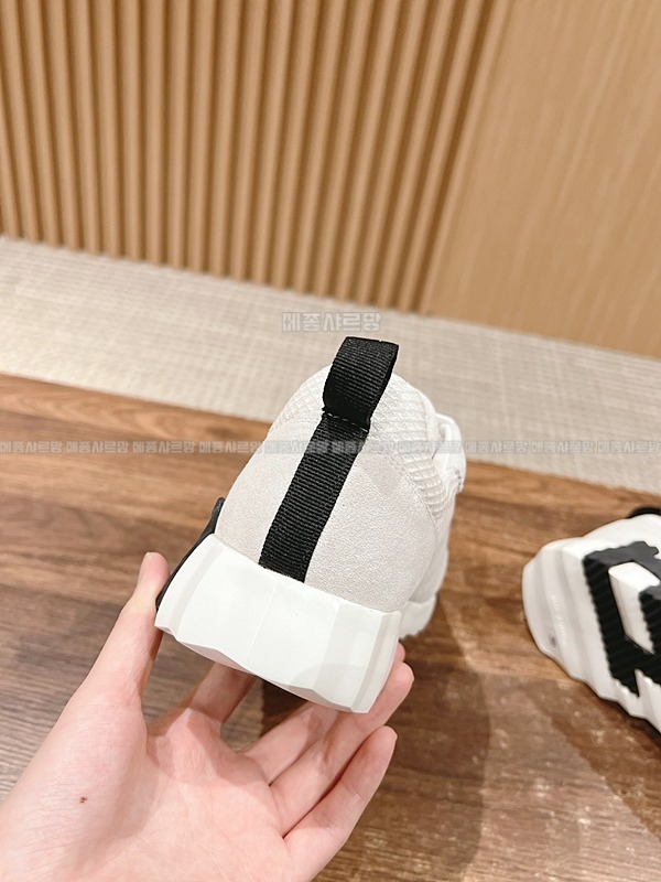 에르메스 여성 바운싱 스니커즈 화이트 블랑 메쉬 Weixin Image_20241215221605메종샤르망.jpg