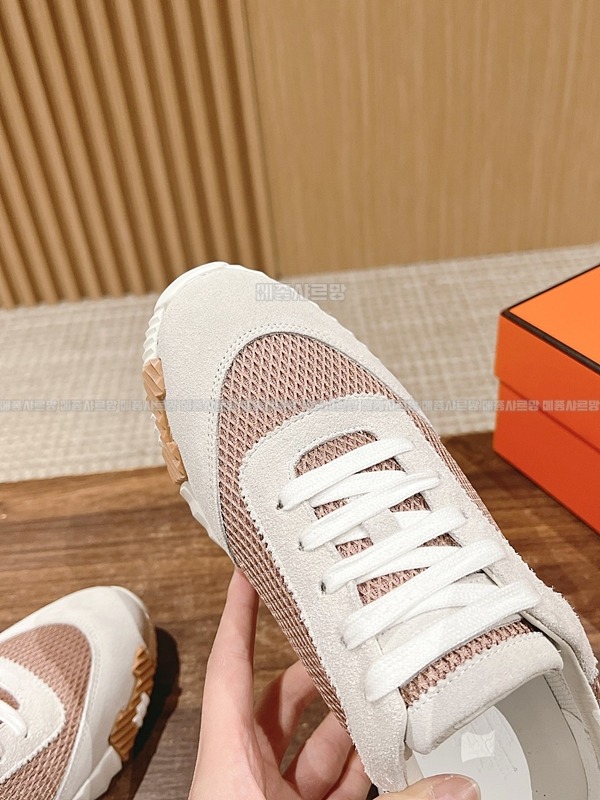 에르메스 여성 바운싱 스니커즈 화이트 블랑 메쉬 Weixin Image_202412152213011메종샤르망.jpg