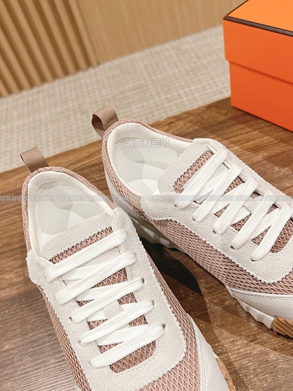 에르메스 여성 바운싱 스니커즈 화이트 블랑 메쉬 Weixin Image_202412152213012메종샤르망.jpg