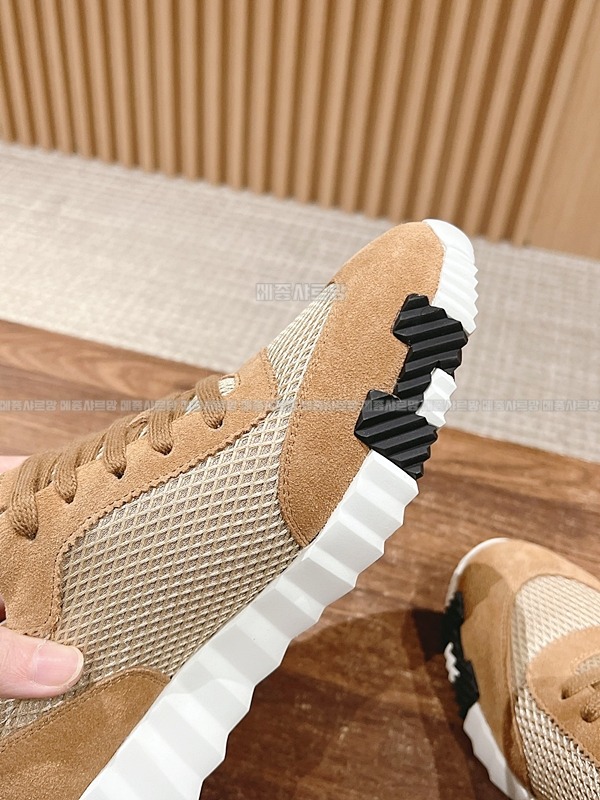 에르메스 여성 바운싱 스니커즈 화이트 블랑 메쉬 Weixin Image_20241215221107메종샤르망.jpg