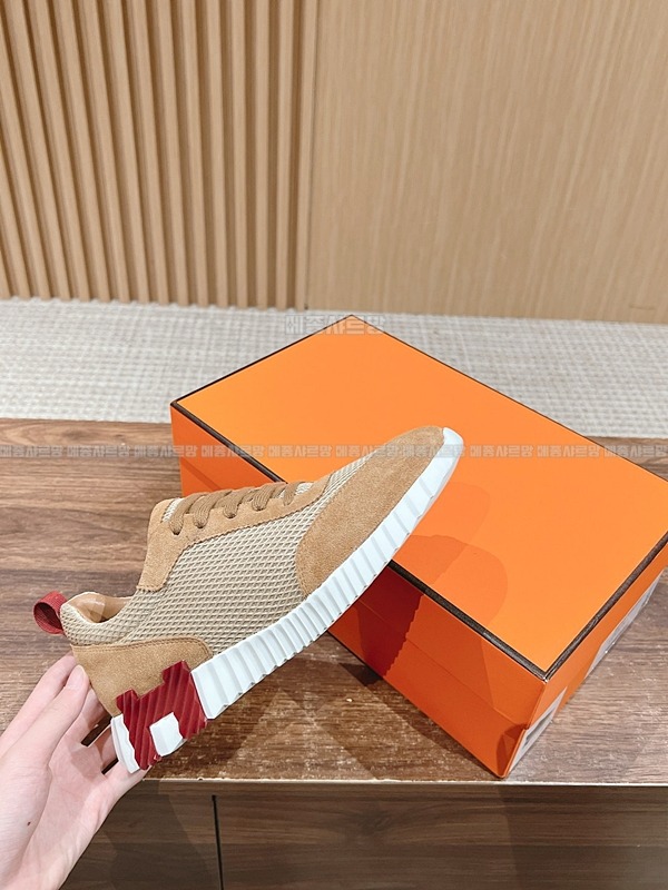 에르메스 여성 바운싱 스니커즈 화이트 블랑 메쉬 Weixin Image_202412152211093메종샤르망.jpg