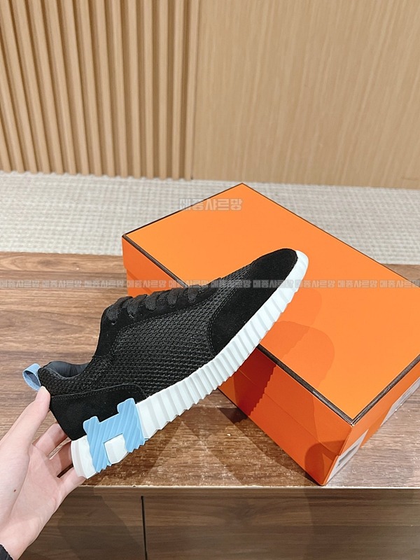 에르메스 여성 바운싱 스니커즈 화이트 블랑 메쉬 Weixin Image_202412152208411메종샤르망.jpg