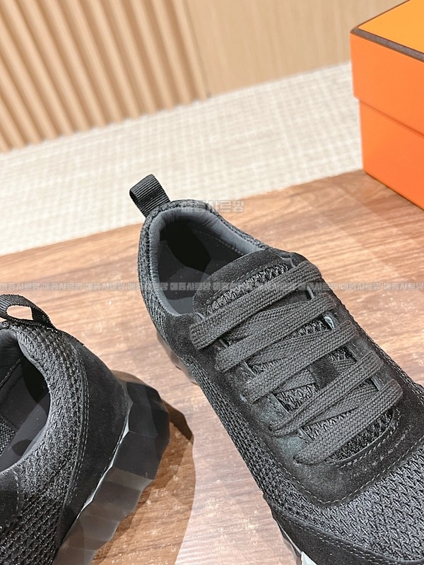 에르메스 여성 바운싱 스니커즈 화이트 블랑 메쉬 Weixin Image_202412152206243메종샤르망.jpg