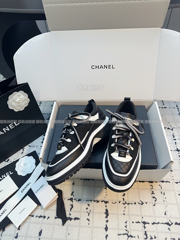 샤넬 스니커즈 1Weixin Image_202412172041182메종샤르망.jpg