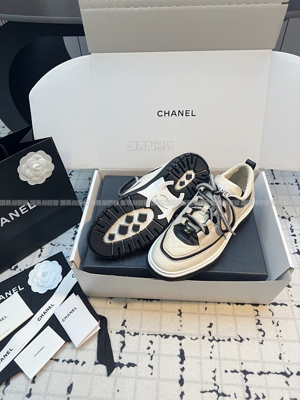 샤넬 스니커즈 1Weixin Image_202412172041192메종샤르망.jpg