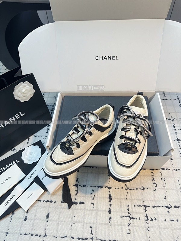 샤넬 스니커즈 1Weixin Image_202412172041212메종샤르망.jpg