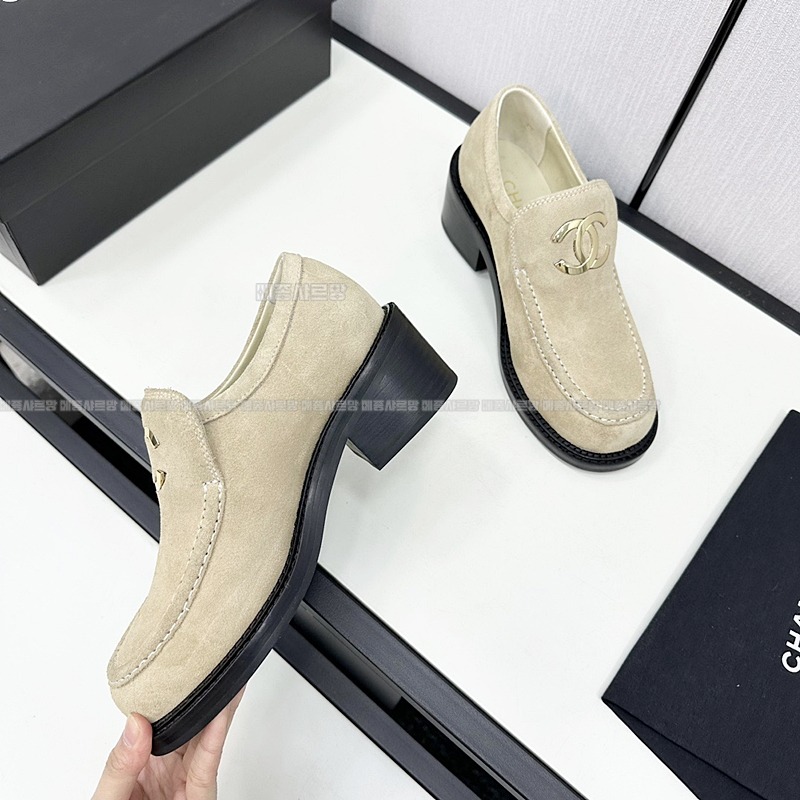 샤넬 CC로고 샤이니 카프스킨 로퍼Weixin Image_202412192231541메종샤르망.jpg