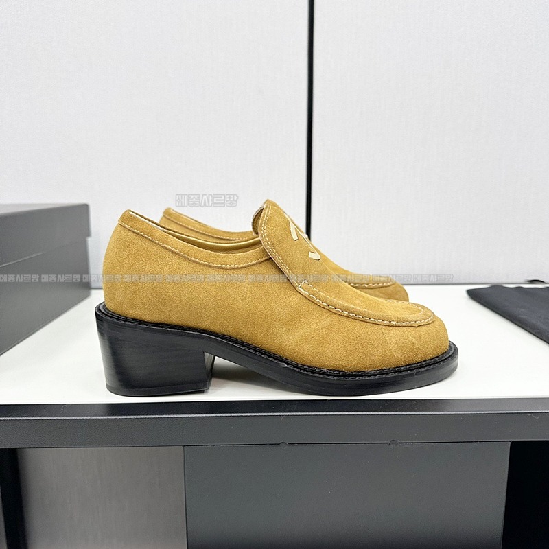 샤넬 CC로고 샤이니 카프스킨 로퍼Weixin Image_20241219223156메종샤르망.jpg