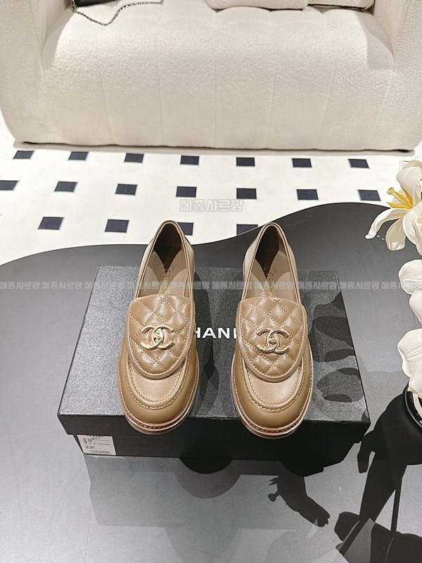 샤넬 CC로고 턴락 퀄팅 로퍼Weixin Image_20241219225437메종샤르망.jpg