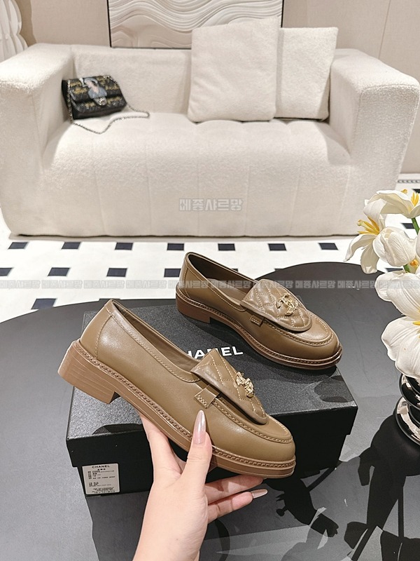 샤넬 CC로고 턴락 퀄팅 로퍼Weixin Image_202412192254351메종샤르망.jpg