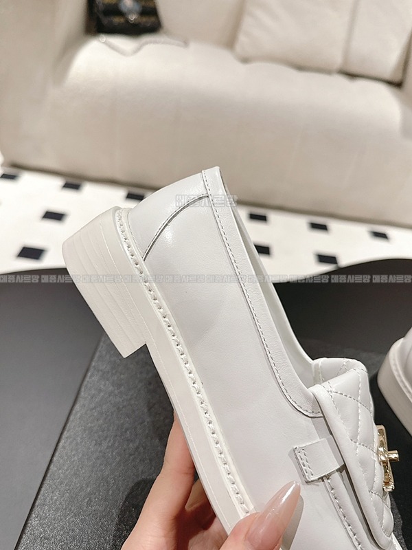 샤넬 CC로고 턴락 퀄팅 로퍼Weixin Image_20241219225429메종샤르망.jpg