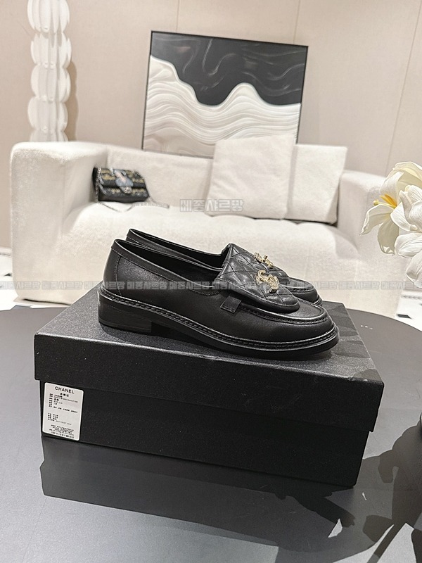 샤넬 CC로고 턴락 퀄팅 로퍼Weixin Image_20241219225440메종샤르망.jpg