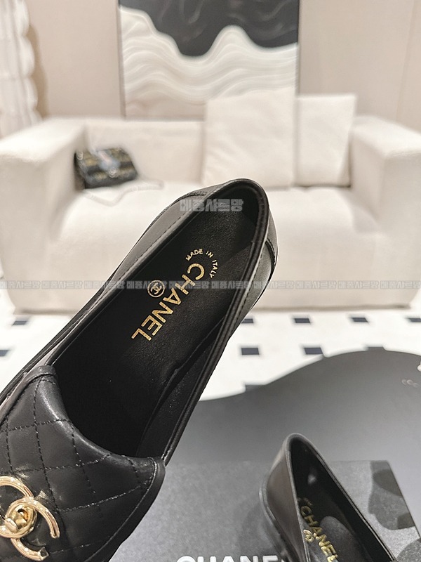 샤넬 CC로고 턴락 퀄팅 로퍼Weixin Image_202412192254382메종샤르망.jpg