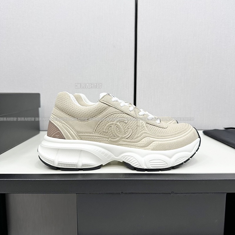 샤넬 스니커즈 샤식스 크루즈 CC 로고Weixin Image_20241219231413메종샤르망.jpg