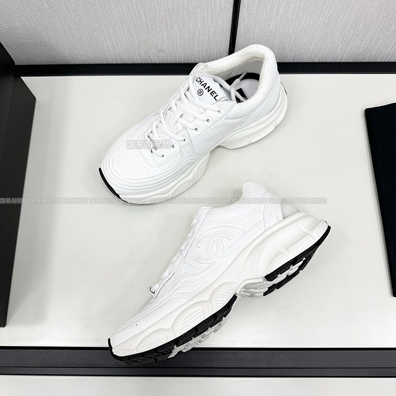 샤넬 스니커즈 샤식스 크루즈 CC 로고Weixin Image_202412192314102메종샤르망.jpg