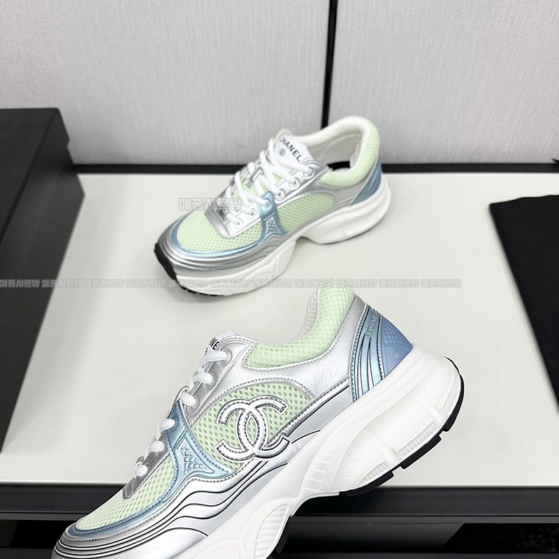 샤넬 스니커즈 샤식스 크루즈 CC 로고Weixin Image_202412192314283메종샤르망.jpg